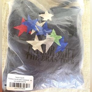Taylor Swift Eras tour hoodie. Size unisex M but could also be a L. Never worn!